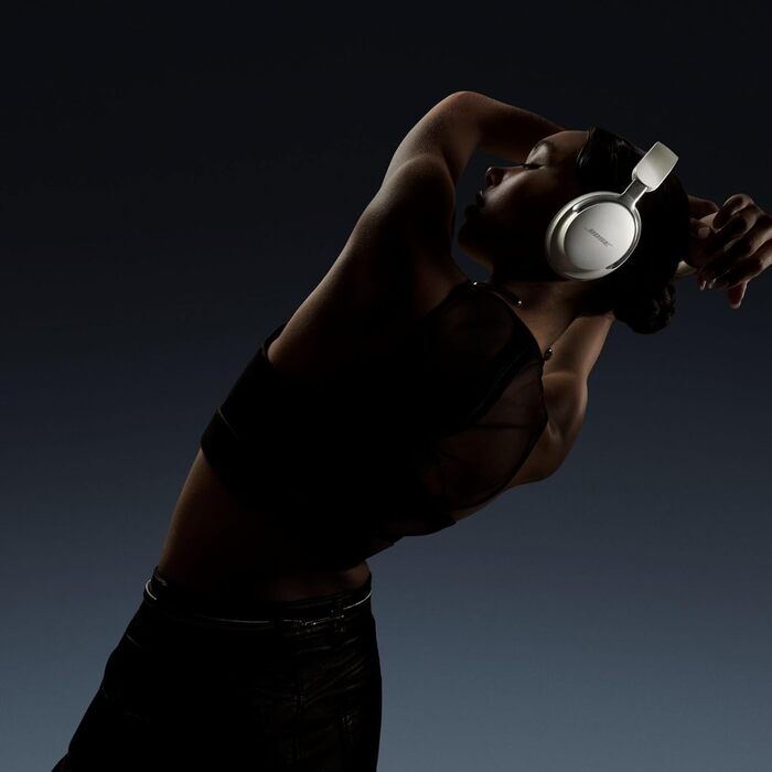 Бездротові навушники Bose QuietComfort Ultra з шумозаглушенням для просторового звучання, накладні навушники з мікрофоном, до 24 г