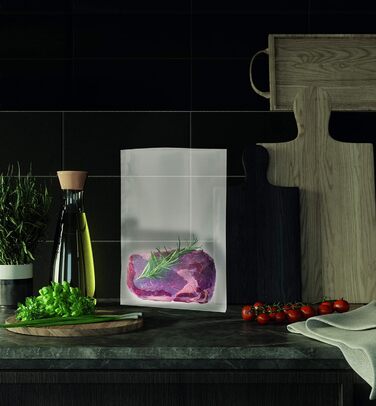 Вакуумний пакет AEG AVSB1 (сумісний з холодильником і морозильною камерою, зберігати свіжим, консервувати, готувати, готувати за технологією sous vide, попередньо нарізаний, 7-шаровий, стійкий до розриву, 500 мл, від -30 C до 110 C, прозорий), 22 см x 30 