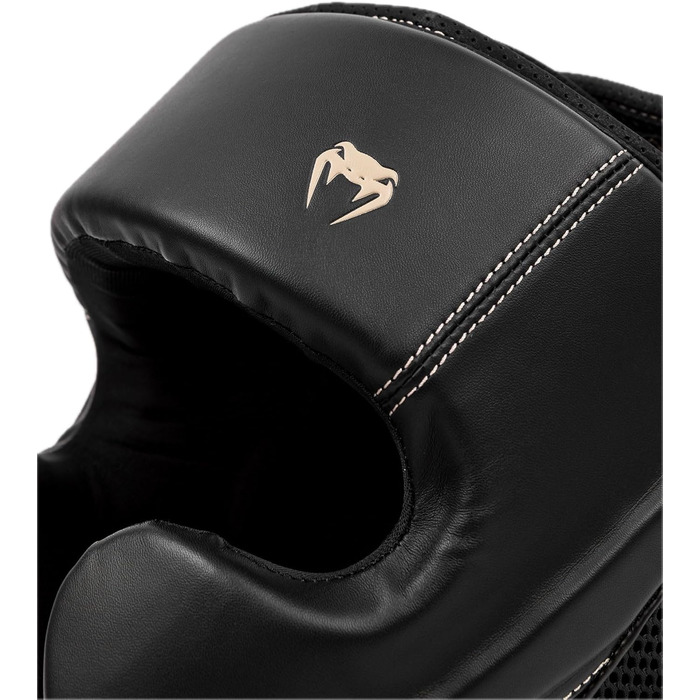 Шолом Venum Impact Evo чорного кольору