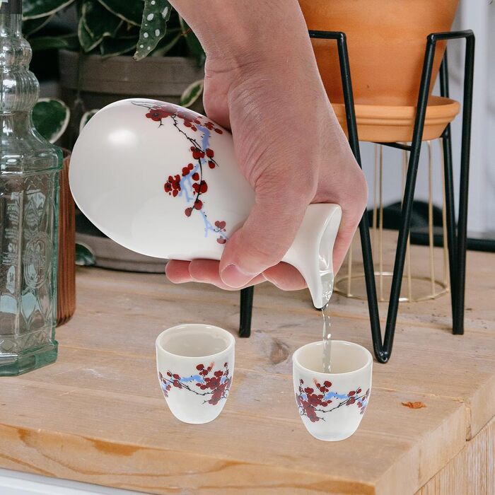 Набір для саке SAFIGLE з кераміки чайник та 8 чашок. Традиційний японський посуд для чаю та вина, ідеальний подарунок для особливих випадків.