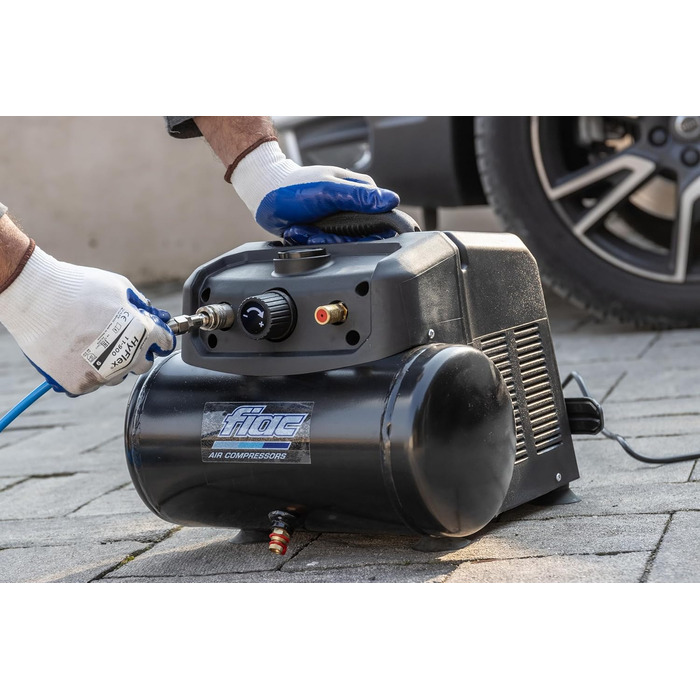 Переносний повітряний компресор FIAC CUBY, безмасляний, максимальний тиск 8 бар, 1,5 к.с., 6-літровий бак, рівень шуму 97 дБ