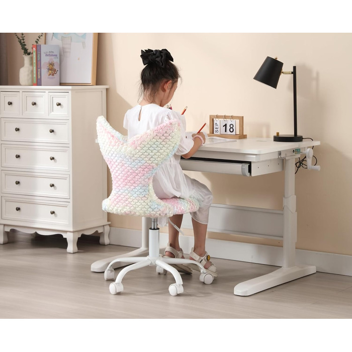 Дитяче крісло Chairus зі штучного хутра для дитячої кімнати, регульоване по висоті дитяче крісло без підлокітників, обертове крісло для дітей (кольорове)