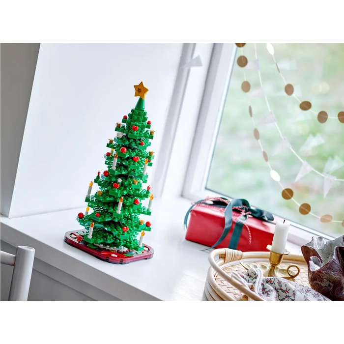 Конструктор LEGO Christmas Tree 40573, 784 деталі, різдвяна тематика
