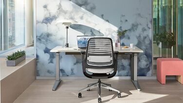 Ергономічне офісне крісло Steelcase серії 1 з поперековою опорою LiveBack, підлокітниками 4D, регульованим підголівником Truffle, 66 x 64 x 112 Truffle з підголівником