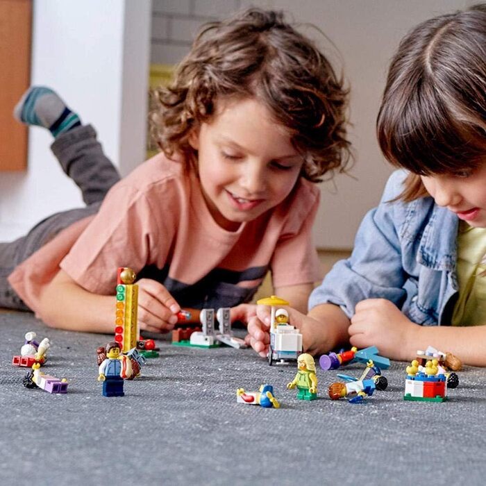 Конструктор LEGO City 60234, Міський Ярмарок, 183 деталі