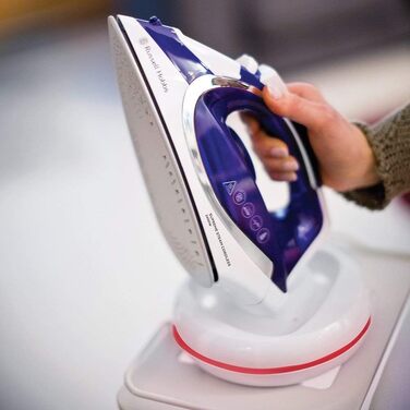 Парова праска Russell Hobbs бездротова з базовою станцією Supreme Steam Cordless (2400 Вт, додатковий паровий удар 135 г / хв, 300