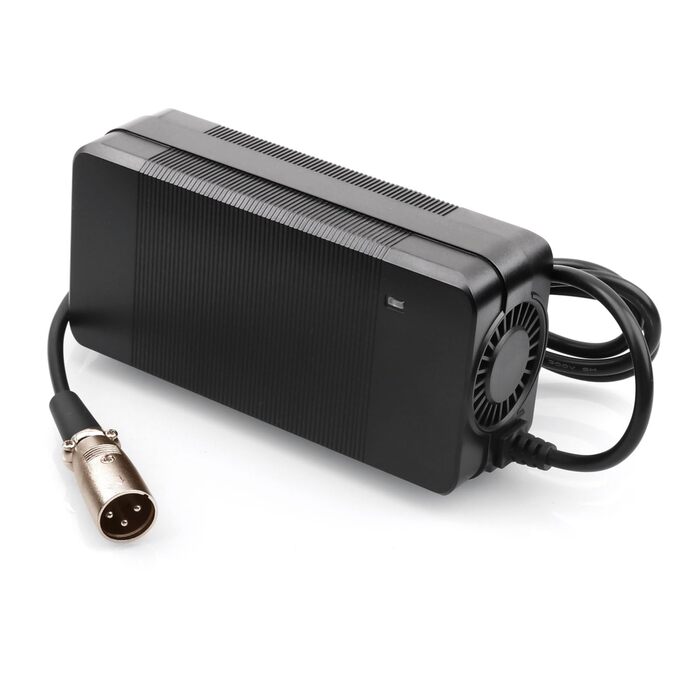 Зарядний пристрій для акумуляторів 24V 5A, самокатів, електросамокатів, велосипедів, електровелосипедів з можливістю перезарядки