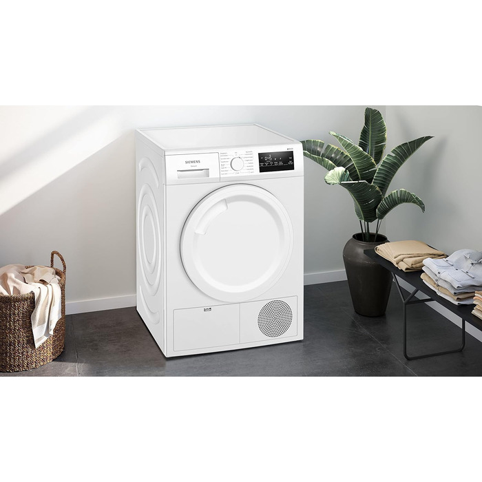 Сушильна машина з тепловим насосом Siemens WT47R440 іQ300, Single для 8 кг білизни енергоспоживання класу A, 176 кВтгод/рік, speedPack, autoDrу , білий