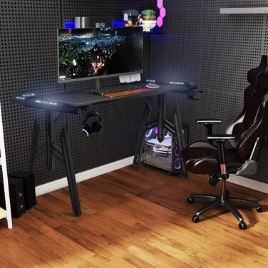 Ігровий стіл HENGMEI 140x60 см у формі крила, ігровий стіл стоячи зі світлодіодним освітленням, комп&39ютерний стіл, ігровий стіл для домашнього офісу, кутовий стіл (M-подібна рама), 140x60x73 см, M-подібна рама