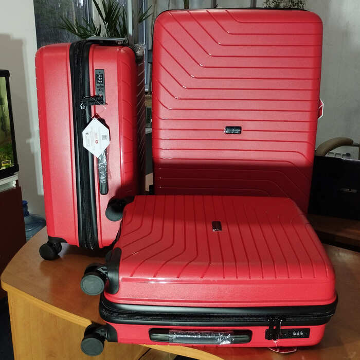 Валіза Swissbrand Eden (S) Red (SWB_LHEDE201S)