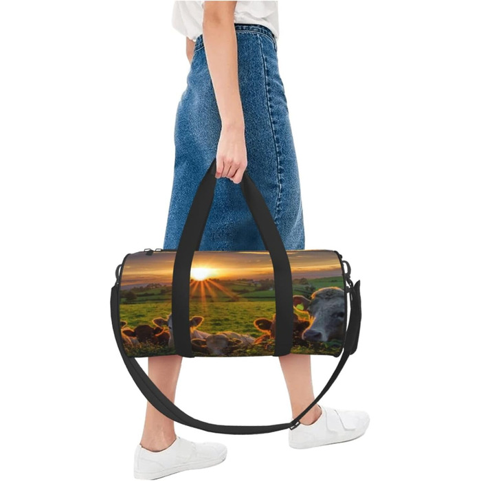 Спортивна сумка, дорожня сумка, сумка для подорожей, з принтом корівки, сумка на нічліг, чорна, універсальний розмір