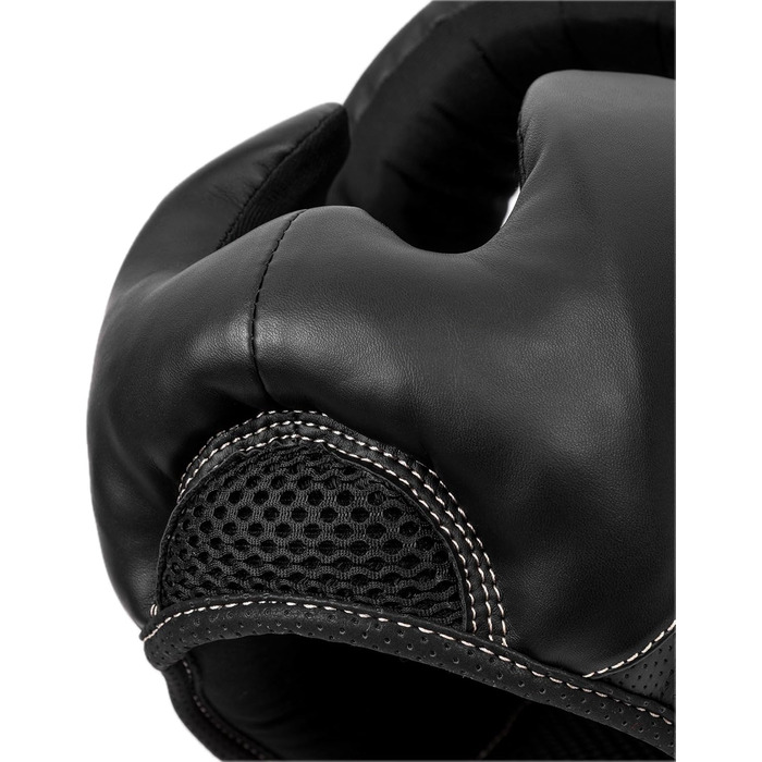 Шолом Venum Impact Evo чорного кольору