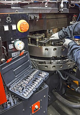 Набір гайкових ключів VIGOR V1781 з ручним приводом