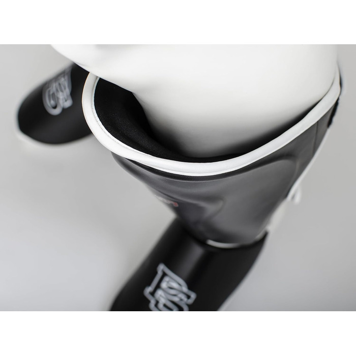 Захист гомілки та підйому PAFFEN SPORT PRO Thai Xtra високоякісний захист для тренувань з муай-тай, кікбоксингу, K1, MMA та суміжних бойових мистецтв, розмір M, чорний