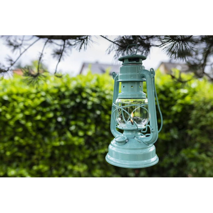 Ліхтар Feuerhand Storm Baby Special 276 - Виготовлено в Німеччині з 1893 року - Гасова лампа виготовлена зі сталі з порошковим покриттям та ударостійкого скла - Світло-зелений