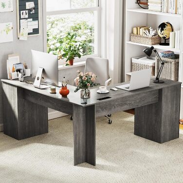 Комп&39ютерний стіл GIANTEX L-подібної форми з вбудованою зарядною станцією, кутовий стіл з підставкою для клавіатури та висувними шухлядами, офісний стіл для 2 осіб з шафою для зберігання та регульованою полицею (сірий)