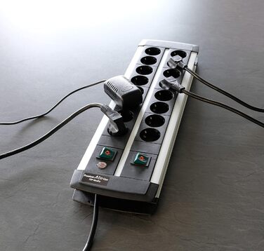 Розетковий подовжувач - багаторозеткова розетка з високоякісного алюмінію (з 2 вимикачами на 8 розеток кожен і кабелем довжиною 3