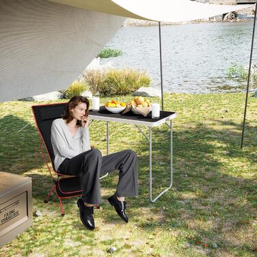 Складаний кемпінговий стілець eSituro, легкий складний стілець, рибальський стілець з сумкою для перенесення, складний стілець з високою спинкою, відкритий пляжний кемпінговий стілець, для риболовлі, пікніків, походів, 1 чорний червоний