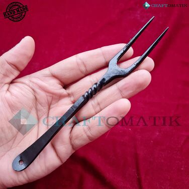 Набір столових приборів ручної роботи в середньовічному стилі 3 предмети (ніж, виделка, ложка) зі шкіряним чохлом Подарунковий набір для кухні, кемпінгу та барбекю HFTC0