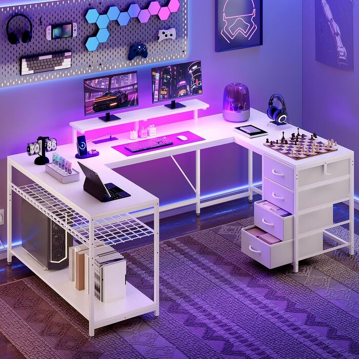 Кутовий стіл YITAHOME з 4 шухлядами та місцем для зберігання, ігровий стіл зі світлодіодним освітленням та підставкою для монітора для домашнього офісу, двосторонній кутовий стіл з 2 розетками та 2 портами зарядки USB, 158 см, білий 158 x 100 x 90 см