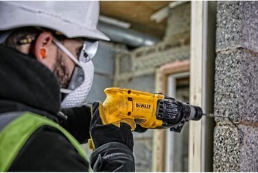 Комбінований перфоратор Dewalt SDS-plus 22 мм D25033K (710 Вт, оптимізований електропневматичний ударний механізм, макс. енергія о