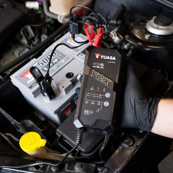 Розумний зарядний пристрій Yuasa YCX6 12V 6A для автомобілів, фургонів та мотоциклів
