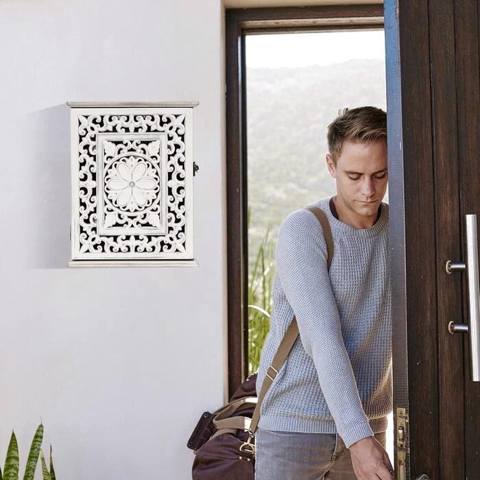 Скринька для ключів Optyuwah дерев'яна скринька для ключів з європейською порожнистою шафою для ключів з 6 гачками для ключів, він