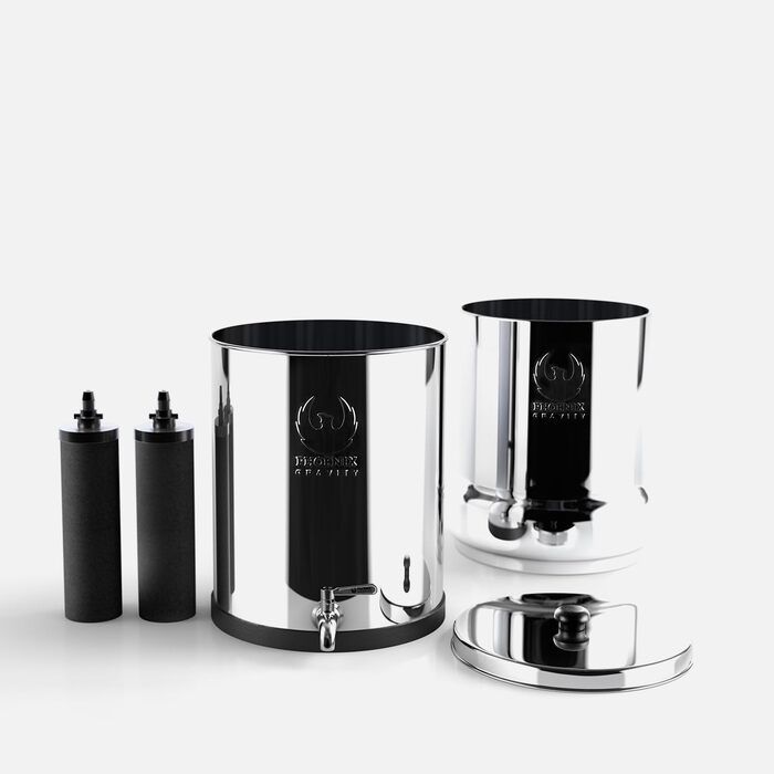 Літровий гравітаційний фільтр для питної води та очисник із нержавіючої сталі з 2 картриджами Phoenix Carbon для води, краном із нержавіючої сталі та пляшкою для води з підставкою з тикового дерева., 6-