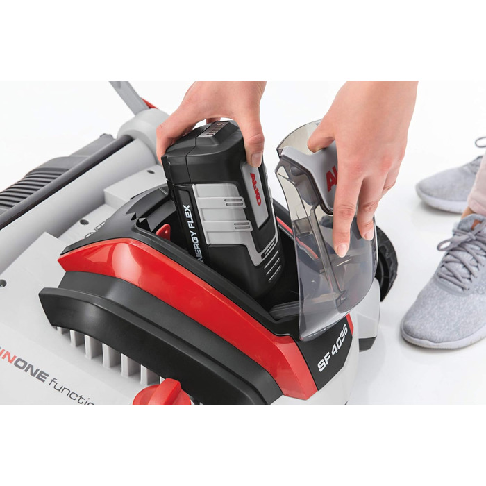 Аератор газону AL-KO SF 4036, ширина захвату 36 см, вал-аератор з 12 ножами, для площі до 250 м (без акумулятора/зарядного пристрою)