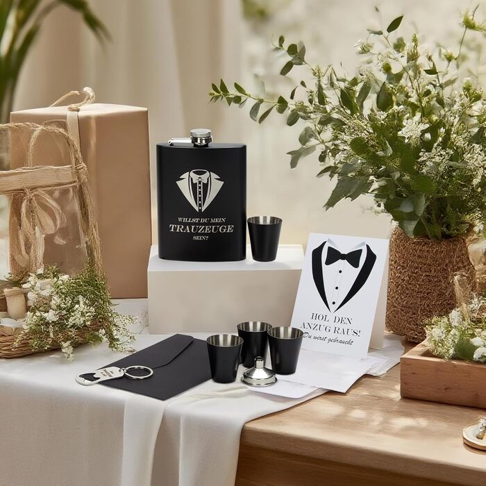 Подарунковий набір з гравірованої фляжки з нержавіючої сталі об&39ємом 8 унцій для боярина та подружки нареченої, чорна подарункова коробка з 4 чашками та лійкою, персоналізований весільний подарунок для чоловіків та жінок, ЧОРНИЙ