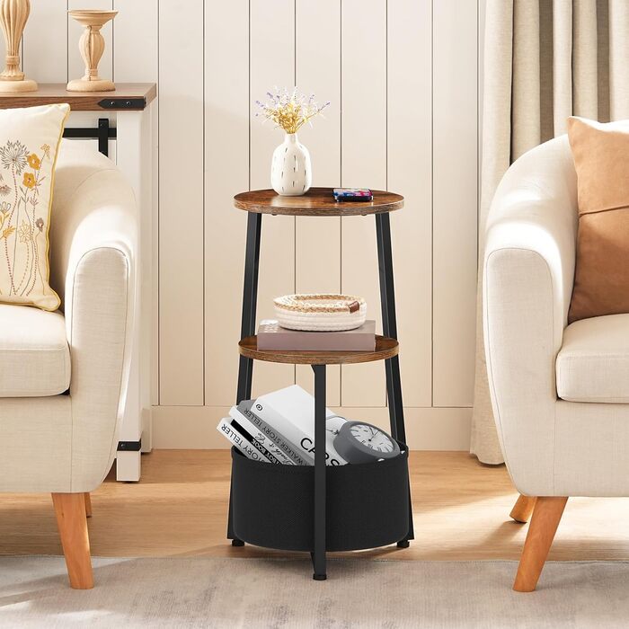 Круглий бічний столик HOOBRO, трирівнева тумбочка з полицями та тканинною кишенею, журнальний столик для невеликих приміщень, столик-диван, столик для перекусу, для вітальні, спальні, вінтажний коричневий та чорний EBFB169BZ01