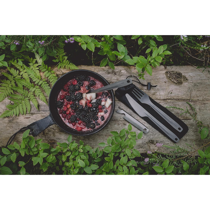 Набір титанових столових приборів надлегкі столові прибори для кемпінгу з ножем, виделкою, ложкою, відкривачкою для пляшок та консервів, включаючи повітропроникний сітчастий чохол для швидкого сушіння