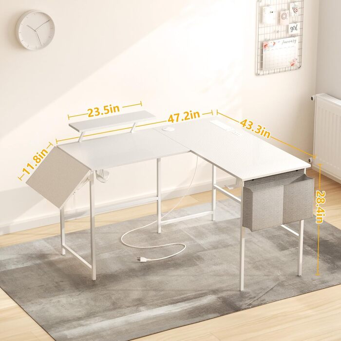 Ігровий стіл із розумним світлодіодним освітленням, L-подібний стіл із подовжувачем для домашнього офісу, кутовий стіл 120-150 см з розеткою, сумка для зберігання, підставка для монітора, білий