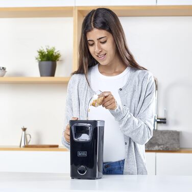 Виробник попкорну Black Decker BXPC1100E 1100 Вт Без олії Компактний Приготування всього за 3 хвилини Багатофункціональні мірні чашки Гаряче повітря Червоний