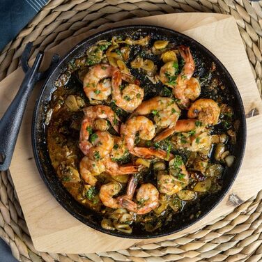 Чавунна сервірувальна сковорода BBQ-Toro з дерев'яною основою (6 шт. ) Ø 22 см - кругла вже запечена - попередньо приправлена сков