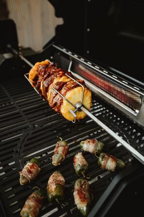 Шашличний вертел Enders Grillspie Pro з нержавіючої сталі, безінструментальний монтаж, навантаження до 10 кг, тихохідний електродвигун, живлення від батарей або мережі, для грилів Enders на 3 та 4 пальники 7908 Single