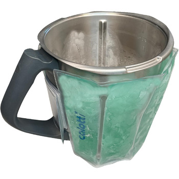 Ваш охолоджуючий рукав для міксерної чаші Thermomix TM6, TM5 і TM31. Просто зачепіть і закрутіть навколо миски для змішування та остудіть. Тримає миску для змішування в прохолоді протягом години. TM5, TM6 і TM31 Монетний двір