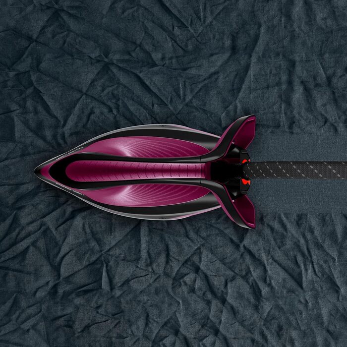 Світлодіодне підсвічування, потужний тиск 6,9 бар, подача пари 480 г / хв, технологія Smart Temp, знімний контейнер для накипу, ек