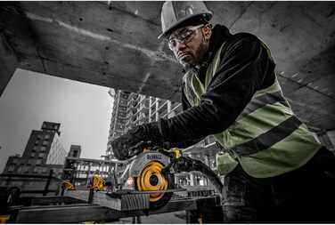 Акумуляторна дискова пила Dewalt 18V XR DCS565NT (безщітковий двигун, з вбудованим світлодіодом та обдувом, сумісна з AirLock, в к