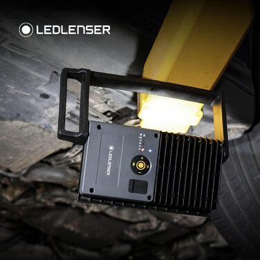 Музичний світлодіодний прожектор з Bluetooth чорний Ledlenser