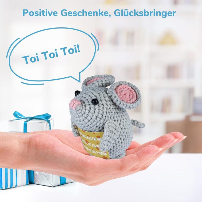 В'язана іграшка-талісман WenmthG "Кишенькові обійми" Миша