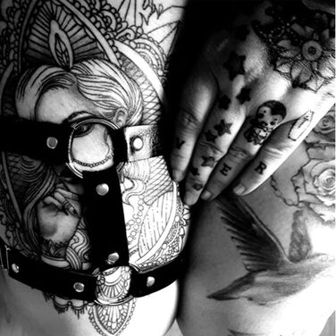 Стрічки для стегон comeondear, шкіра PU, чорні, регульовані, 2 шт.