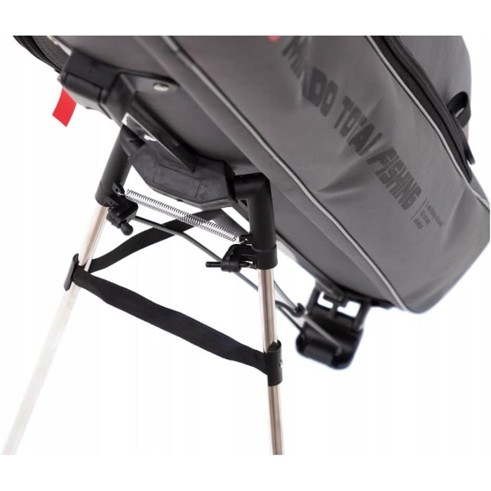 Сумка для вудилища Mikado з 3 жорсткими відділеннями та підставкою, 160 см / 3 відділення / UWD-06-160-3-GY