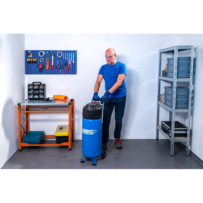 Вертикальний повітряний компресор EASE-AIR 50V, безмасляний повітряний компресор, максимальний тиск 10 бар, потужність 2 к.с., бак