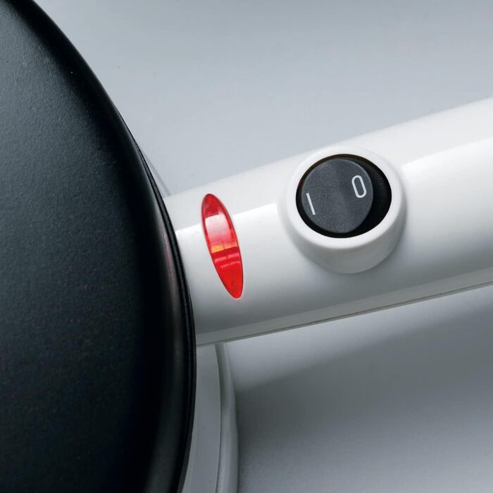 Акумуляторна для тонких млинців, 700 Вт, поверхня для випічки діаметром 18,5 см Одинарна, 677 Crpe-Maker -