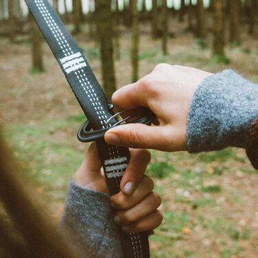 Гамак для кемпінгу HNG з нейлону та шовку для 2 осіб - 300 x 170 см, мобільний надлегкий, дихаючий - до 200 кг, включаючи підвіску, для подорожей, пляжу, саду, темно-синього та синього кольорів