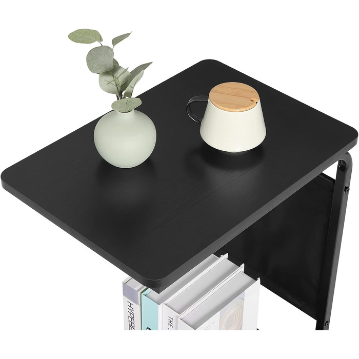 Журнальний столик WOLTU з 2 полицями та 1 бічною кишенею, журнальний столик-диван з місцем для зберігання, С-подібний стіл для вітальні, на колесах, для ліжка або дивана, виготовлений з дерева та металу, 50x62x35 см, чорний, BTS04sz