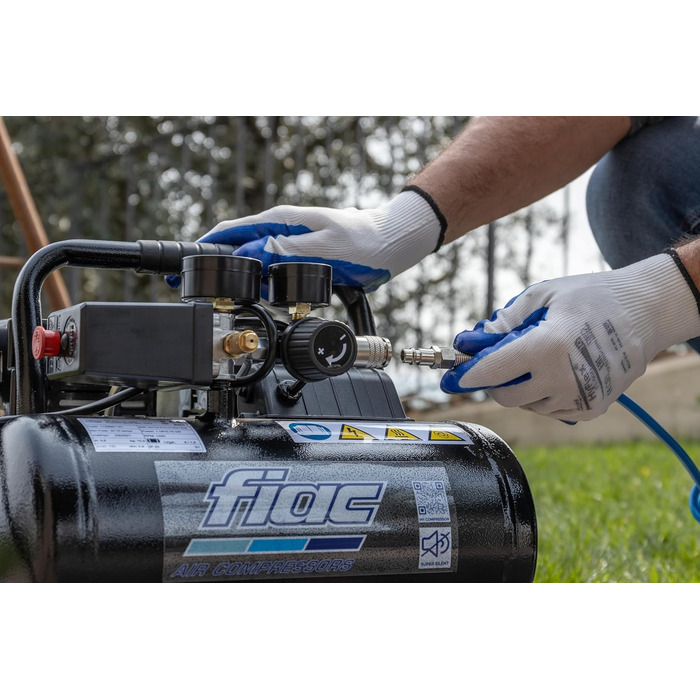 Переносний повітряний компресор FIAC SUPERSILENT 6, безмасляний, максимальний тиск 8 бар, 1 к.с., 6-літровий бак, рівень шуму 58 д
