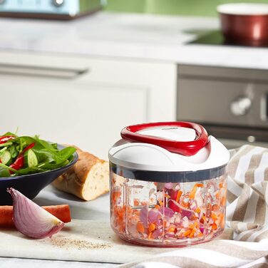 Інструкція з експлуатації універсального подрібнювача Zyliss E910015 Easy Pull, 750 мл, овочерізка, цибульна нарізка, подрібнювач для фруктів і овочів, з надзвичайно гострими лезами в запатентованому швейцарському дизайні 750 мл