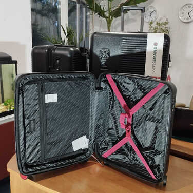 Валіза Swissbrand Enstone (L) Black (SWB_LHENS001L)